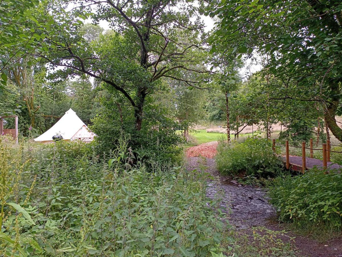 Oak Tree Farm Hotel Llanfynydd Exterior photo